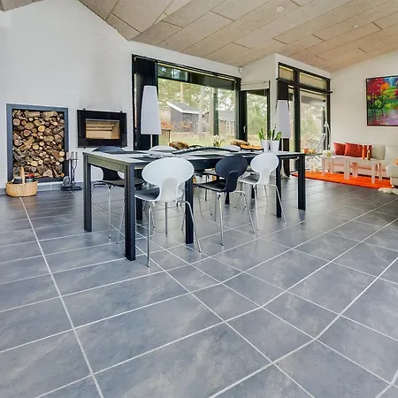 Tatil Evi Three-bedroom Holiday In Hals